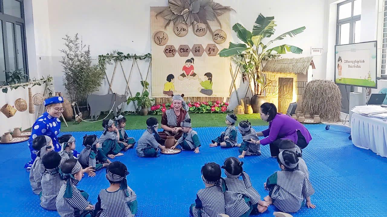 HĐ TỔ CHỨC TRÒ CHƠI DÂN GIAN - LỚP 2 TUỔI D1