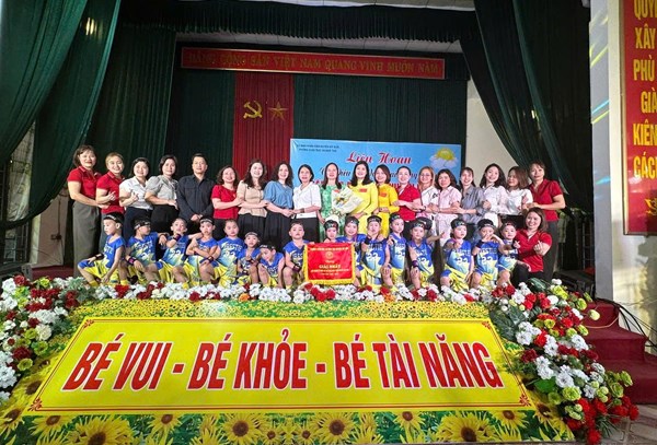 HỘI THI BÉ VỚI TRÁI BÓNG TRÒN